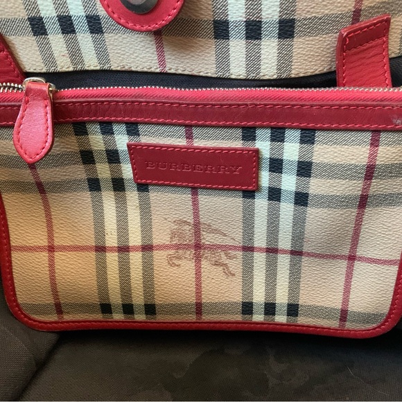 Burberry Vintage Large Tote - Picture 5 of 6